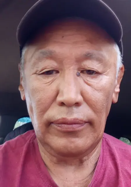 Я Михаил, 60, из Якутска, ищу знакомства на одну ночь