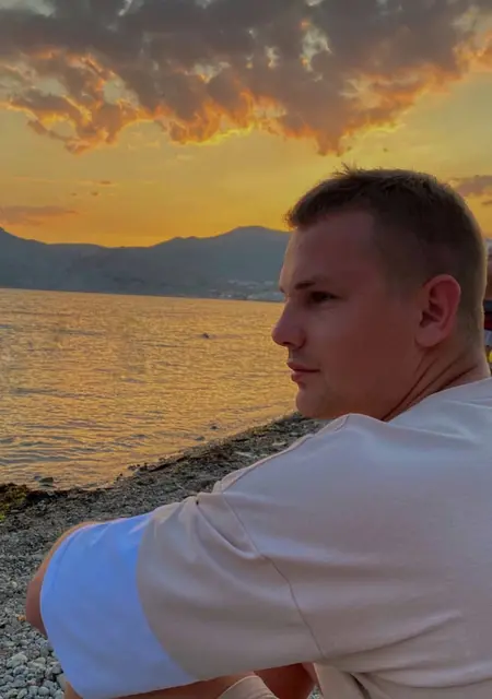 Дмитрий из Москвы, ищу на сайте открытые отношения