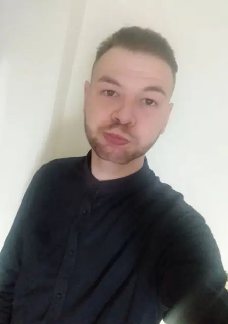 Calin из Рима, мне 27, познакомлюсь