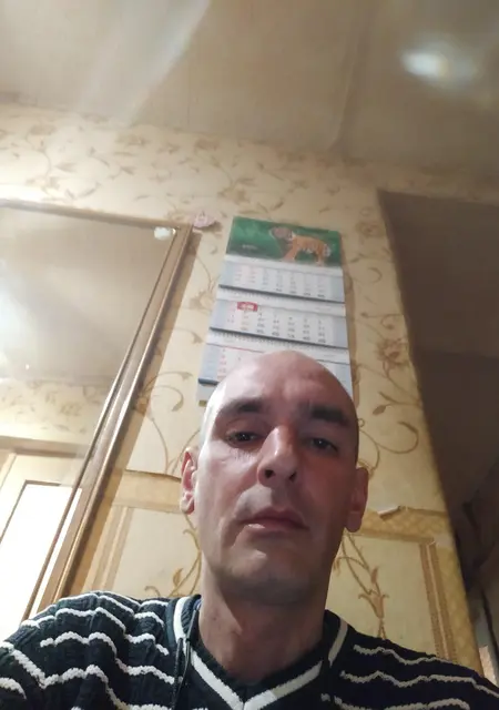 Я Андрей, 40, из Калуги, ищу знакомство для приятного времяпровождения