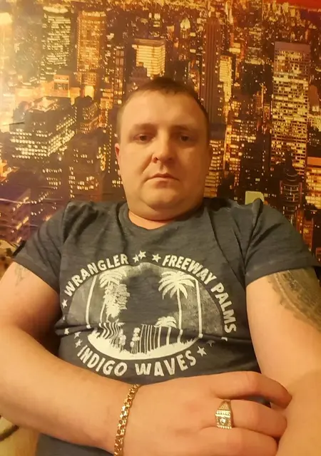 Дмитрий из Чехова, мне 43, познакомлюсь для дружбы