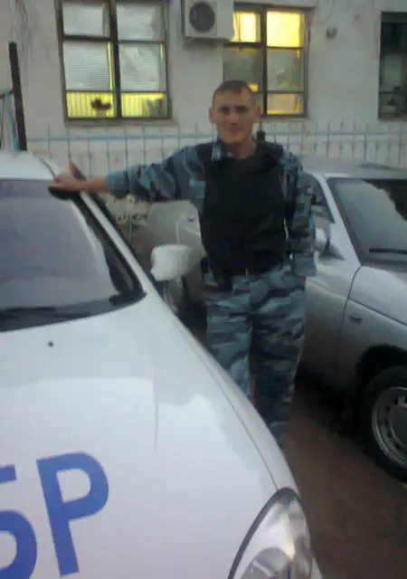 Владимир из Отрадного, мне 43, познакомлюсь для дружбы