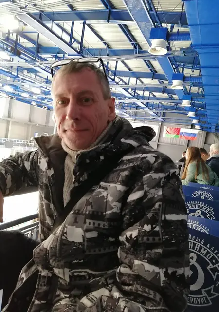 Сергей из Санкт-Петербурга, мне 50, познакомлюсь для приятного времяпровождения