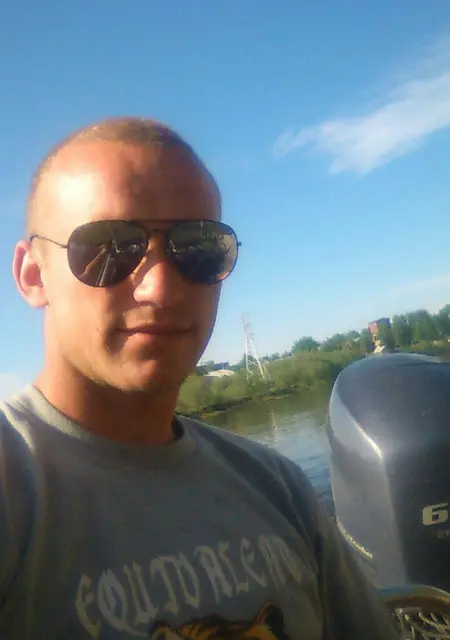 Я Сергей, 33, из Ухты, ищу знакомства без обязательств