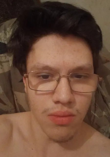 Дмитрий из Бородина, мне 19, познакомлюсь для общения