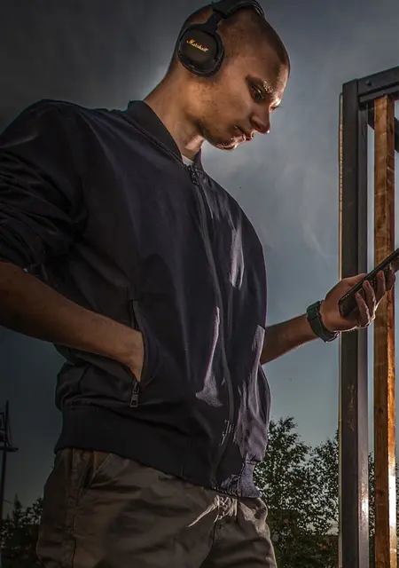 Сергей из Нового Уренгоя, мне 19, познакомлюсь на одну ночь