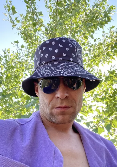 Я Сергей, 40, из Санкт-Петербурга, ищу знакомство для постоянных отношений