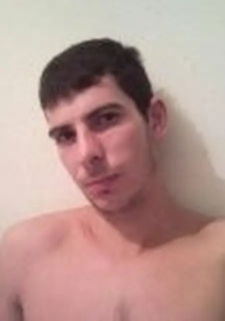 Артур из Россоши, ищу на сайте знакомства на одну ночь