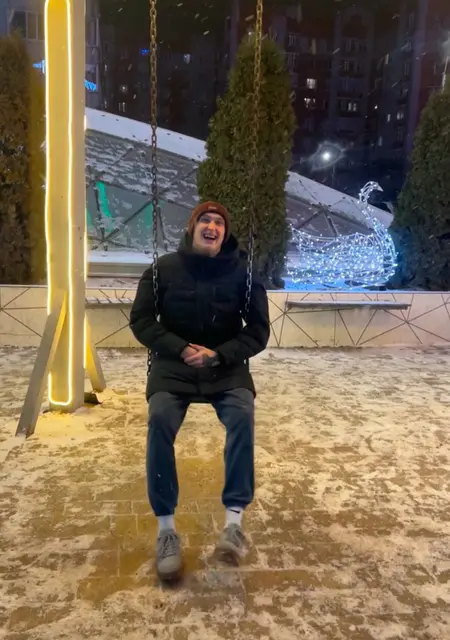 Я Дмитрий, 27, из Курска, ищу знакомства без обязательств