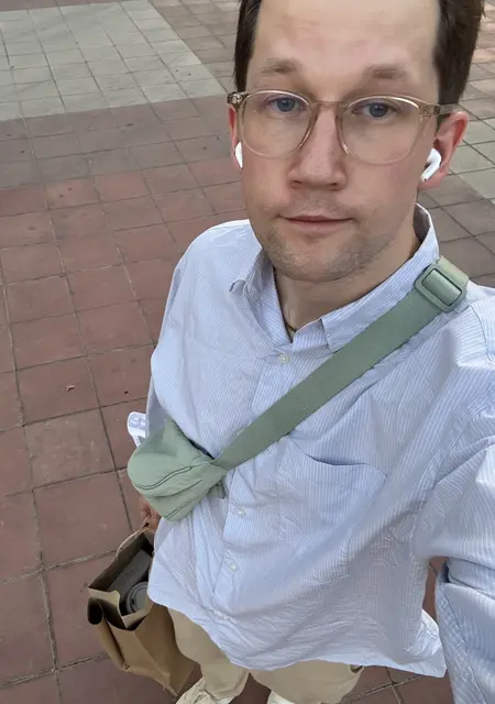 Я Максим, 27, из Москвы, ищу знакомства без обязательств