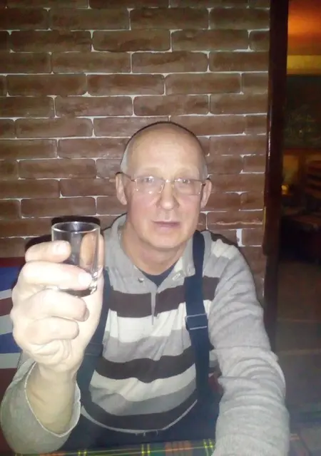 Зинад из Иркутска, ищу на сайте знакомства на одну ночь