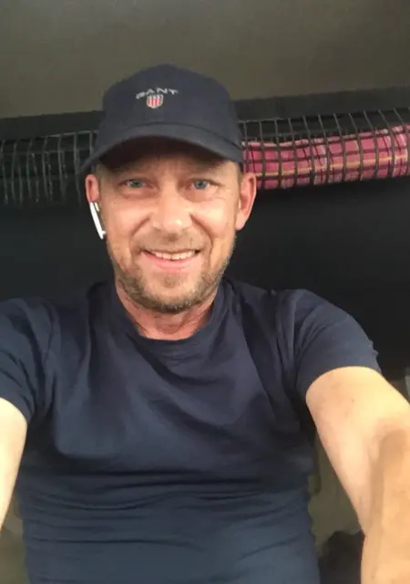 Сергей из Красноярска, ищу на сайте знакомства на одну ночь