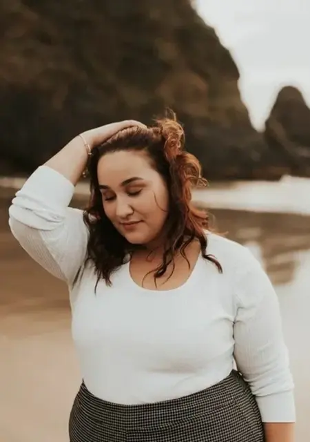 Я Адель, 24, знакомлюсь для дружбы в Саратове