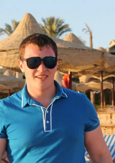 Влади из Мирного, ищу на сайте знакомства на одну ночь