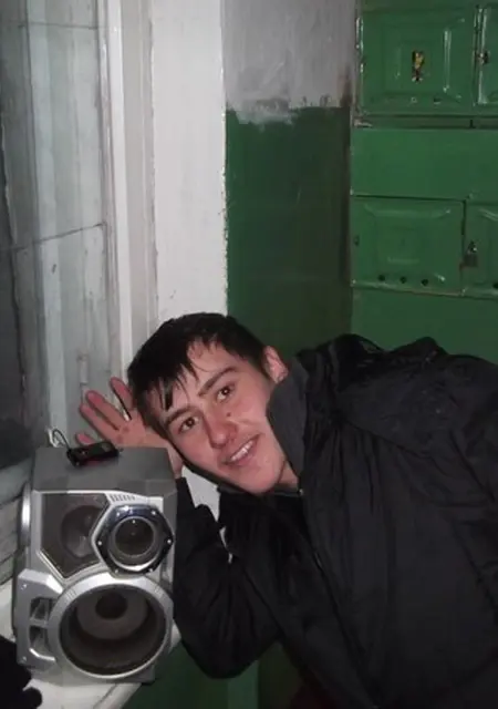 Николай из Кирова, ищу на сайте знакомства на одну ночь