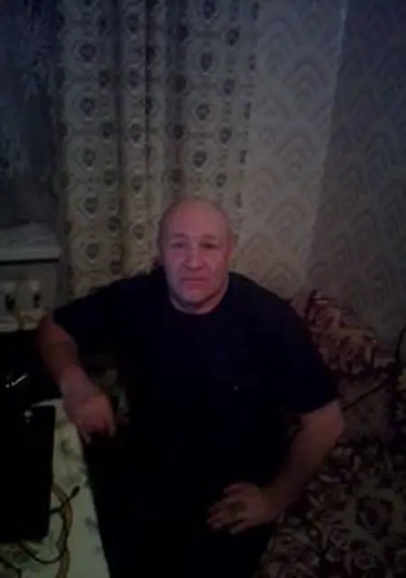 Vladimir из Вологды, мне 61, познакомлюсь для общения