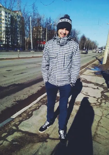 Я Kirill, 40, из Пскова, ищу знакомство для дружбы