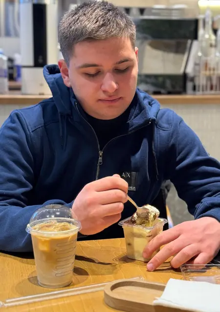 Марат из Владикавказа, мне 20, познакомлюсь на одну ночь