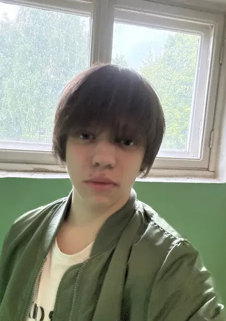 Максим из Киришей, мне 18, познакомлюсь для вирта