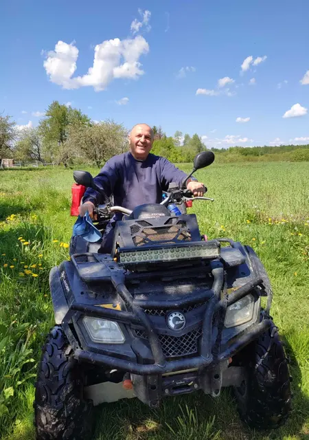Андрей из Брянска, ищу на сайте приятное времяпровождение