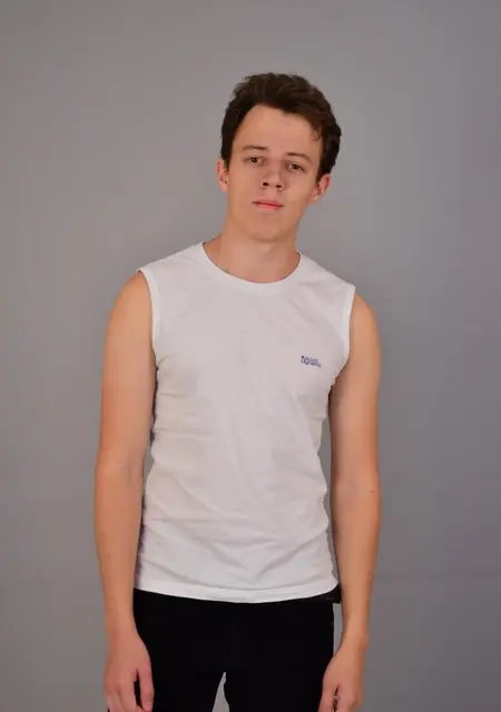 Артем из Мытищ, мне 29, познакомлюсь на одну ночь