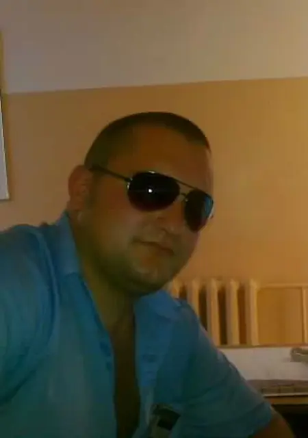 Макс из Тамбова, мне 39, познакомлюсь на одну ночь