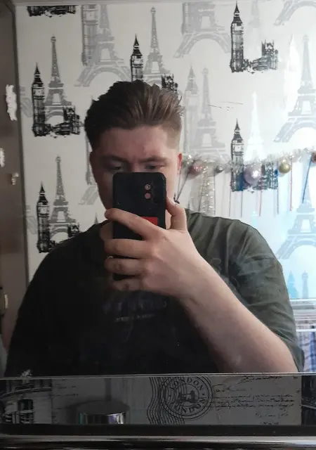 Рафаэль из Ногинска, мне 23, познакомлюсь для постоянных отношений