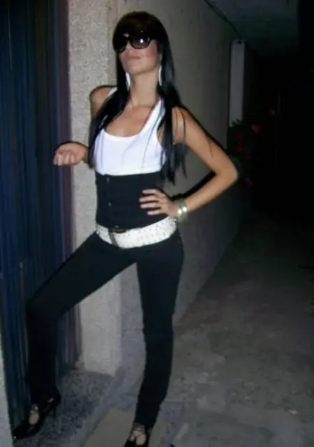 Лилия из Коновалова, мне 22, познакомлюсь для общения