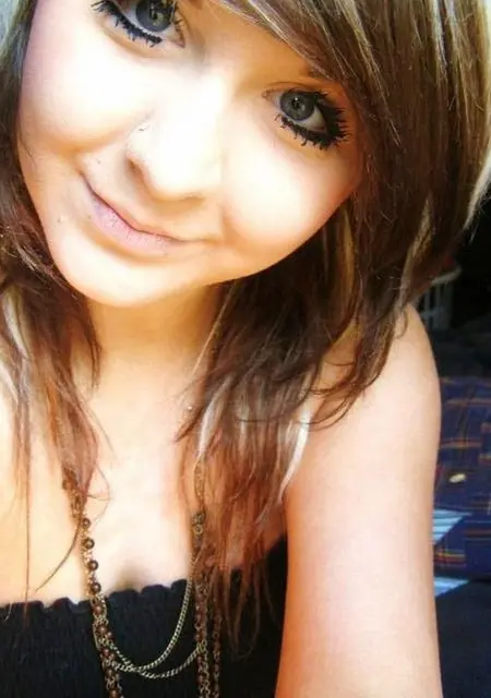 Я Алла, 22, из Кондрова, ищу знакомство для постоянных отношений