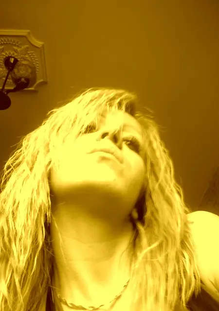 Я Маргарита, 23, знакомлюсь для общения в Черном