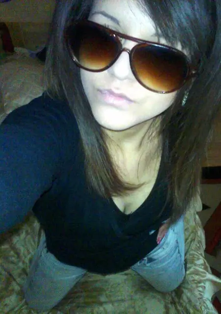 Олеся из Коновалова, мне 23, познакомлюсь для дружбы