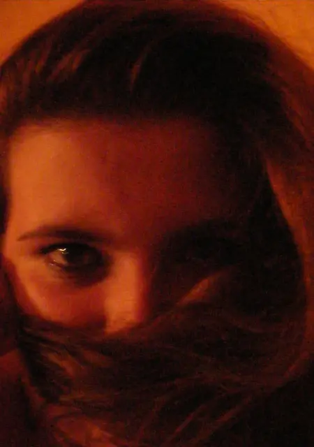 Илона из Александровки, мне 20, познакомлюсь для общения