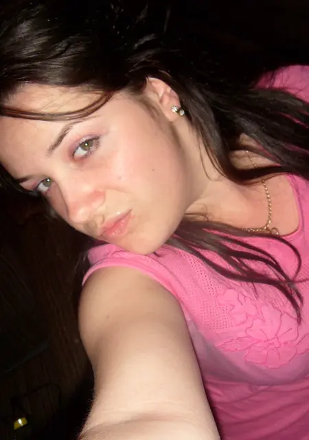 Алла из Мусорки, мне 21, познакомлюсь для постоянных отношений