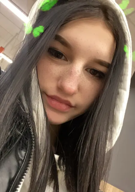 Я Alina, 23 років, знайомлюсь для спільні подорожі у Бахмут