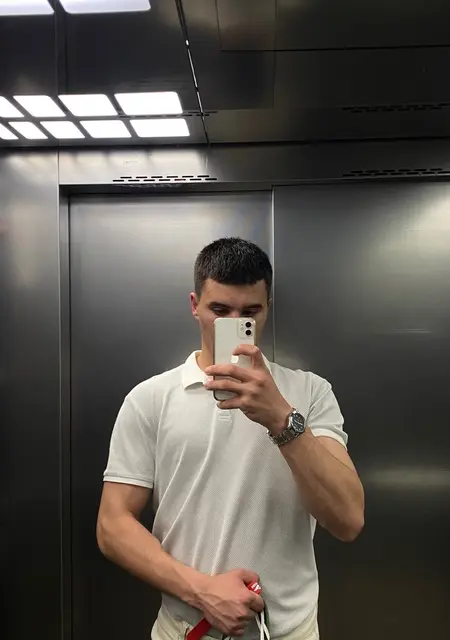 Я Ислам, 25, из Альметьевска, ищу знакомство для приятного времяпровождения