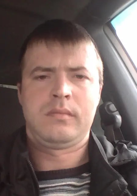 Я Артём, 43, из Нижнекамска, ищу знакомство для постоянных отношений