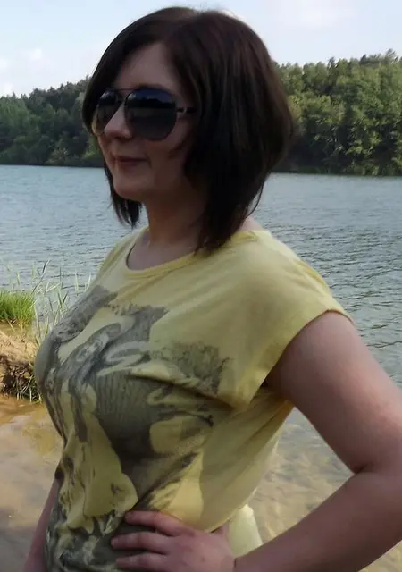 Регина из Нерюнгри, мне 22, познакомлюсь для постоянных отношений