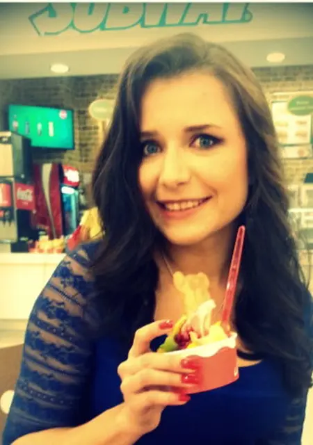 Я Оксана, 24, из Изобильного, ищу знакомство для постоянных отношений