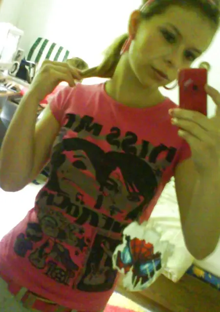 Я Анжела, 19, знакомлюсь для вирта в Петрозаводске