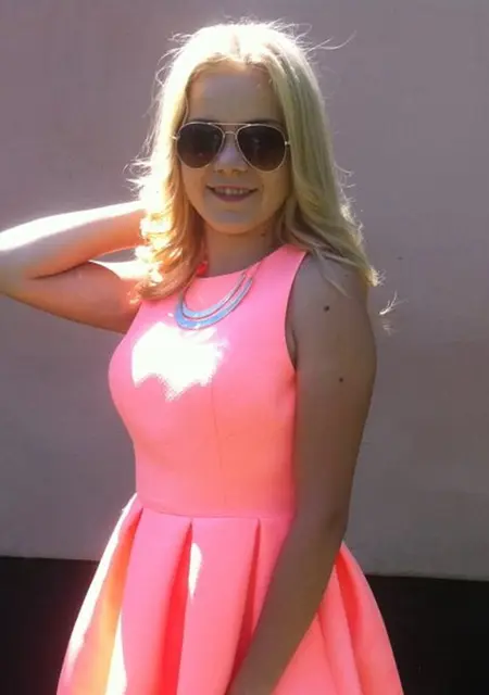 Я Елена, 18, знакомлюсь без обязательств в Валдае