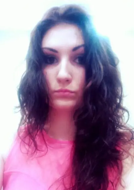 Виктория из Ленинска, ищу на сайте общение