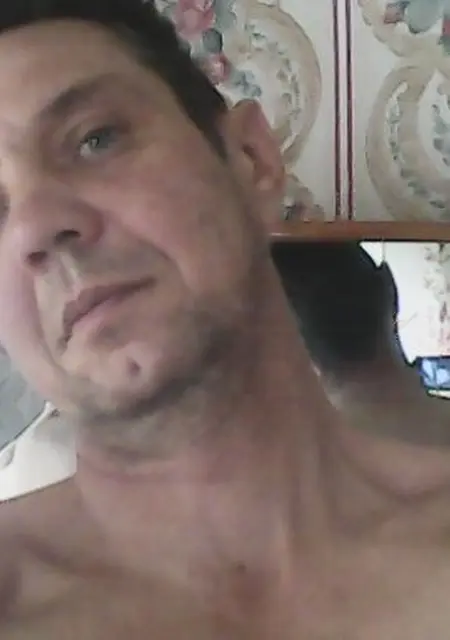 Я Валера, 50, из Кронштадта, ищу знакомство для постоянных отношений