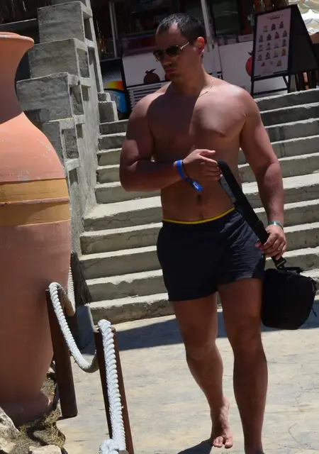 Антон из Наро-Фоминска, мне 41, познакомлюсь на одну ночь