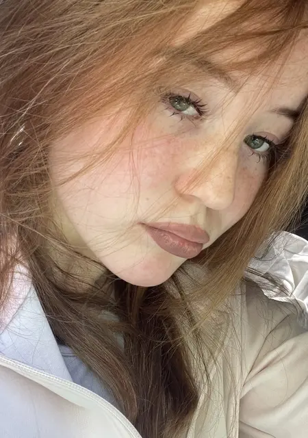 Я Настенька, 18, из Нижнего Новгорода, ищу знакомство для приятного времяпровождения