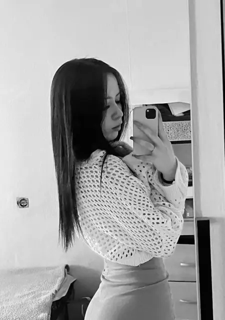 Анечка из Екатеринбурга, ищу на сайте вирта