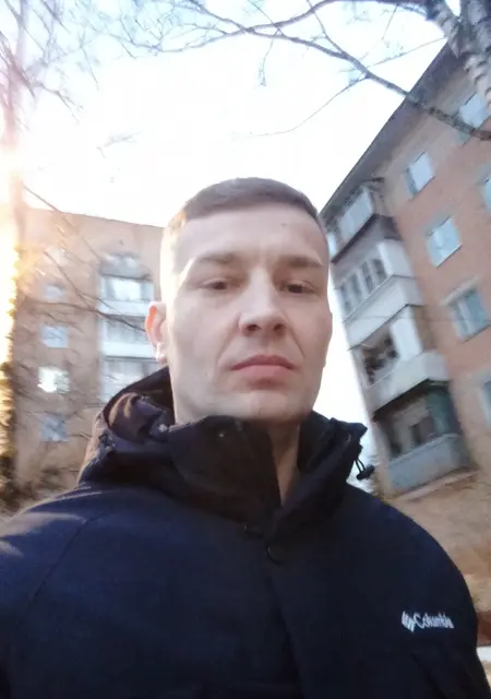 Иван из Щелково, ищу на сайте общение