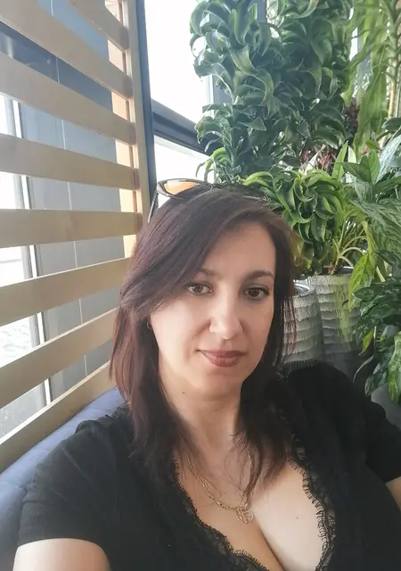 Кристина из Волгограда, ищу на сайте знакомства без обязательств