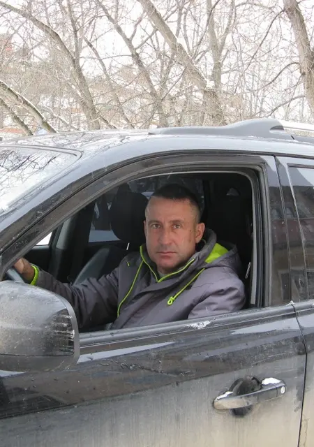 Я Михаил, 58, знакомлюсь без обязательств в Нижнем Новгороде