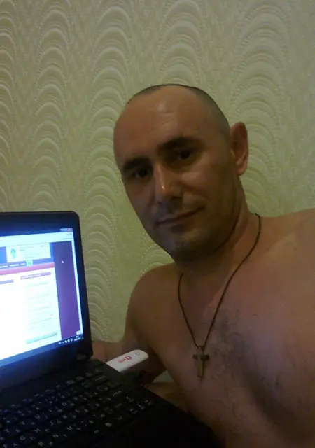 Я Виктор, 53, из Нижневартовска, ищу знакомство для постоянных отношений