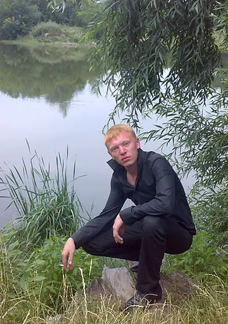 Паша из Гукова, мне 36, познакомлюсь на одну ночь